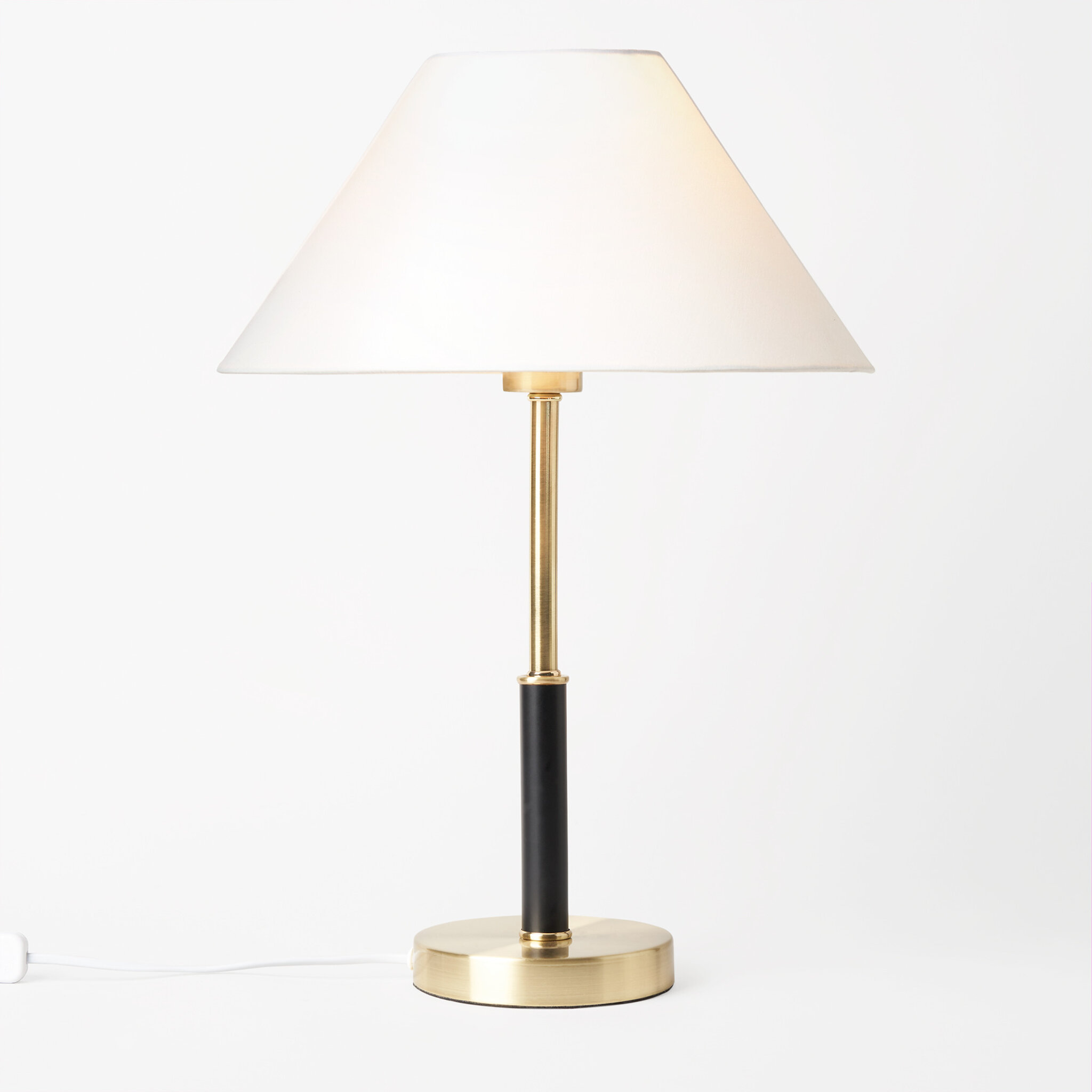 Bordslampa HATTIG