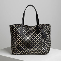 Tyra Purse Handväskor Köp online på åhlens.se! Tyra Purse Handväskor Köp online på åhlens.se!