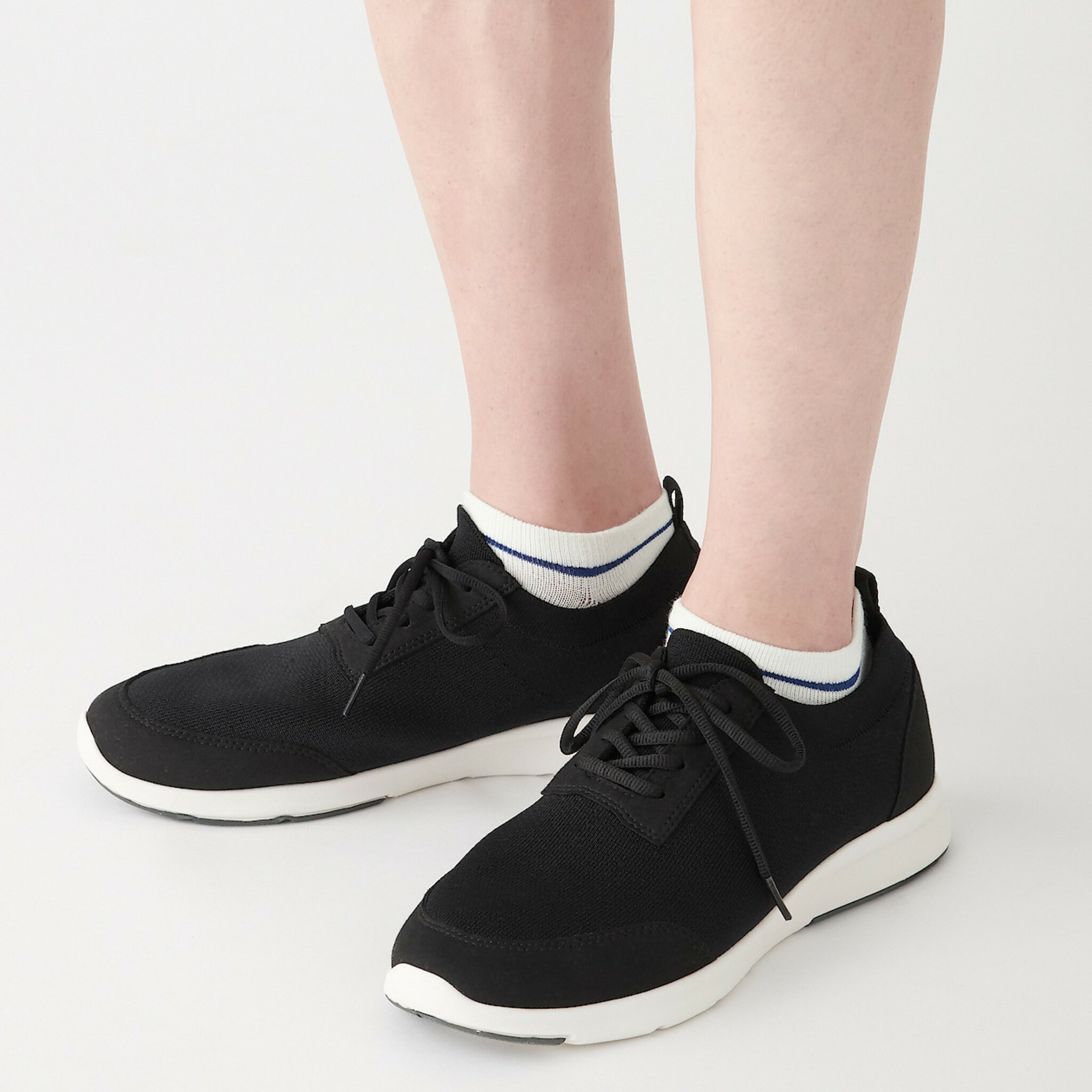 muji trainers