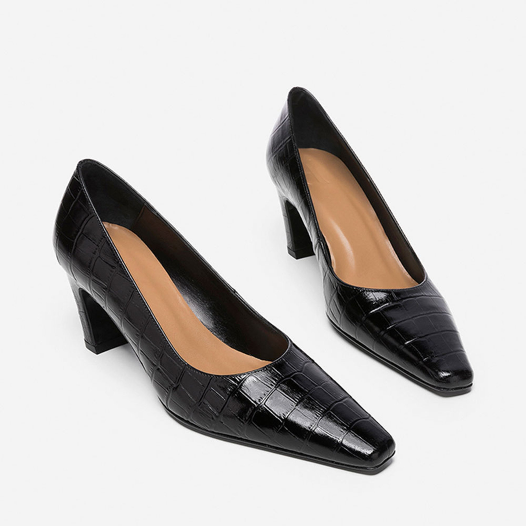 Pumps Iggy Klackar Köp online på åhlens.se! Pumps Iggy Klackar Köp online på åhlens.se!