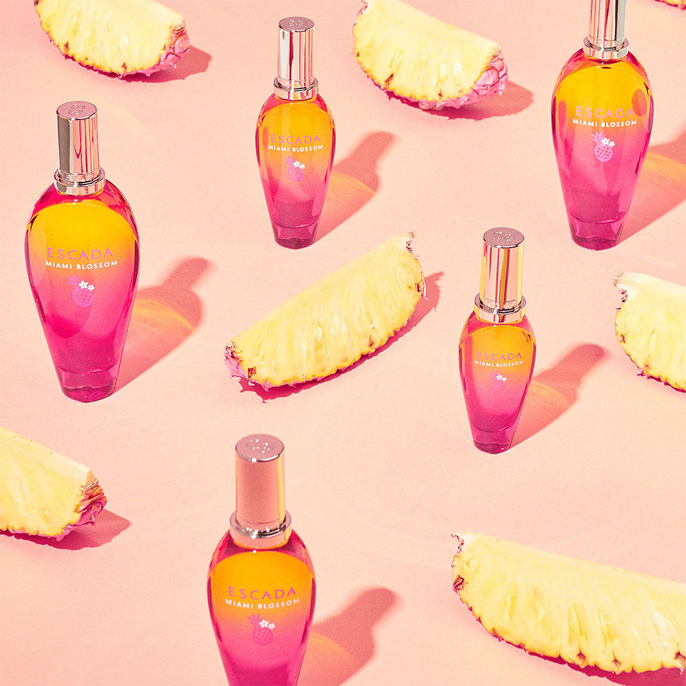 Miami Blossom EdT Parfym & EdT Köp online på åhlens.se! Miami Blossom EdT Parfym & EdT Köp online på åhlens.se!