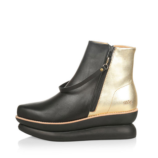 Shoes 503g Stövlar & boots Köp online på åhlens.se! Stövlar från Gram för Dam | Stylight