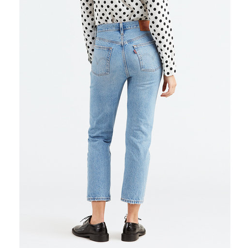 cropped levis 501