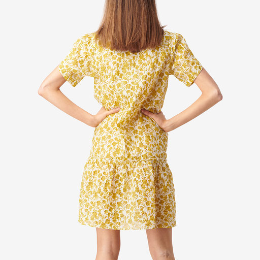 Thelma Dress Klänningar Köp online på åhlens.se! Gerda Dress Klänningar Köp online på åhlens.se!