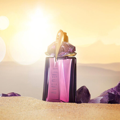 Alien EdP Parfym & EdT Köp online på åhlens.se! Alien EdP Parfym & EdT Köp online på åhlens.se!