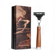 Classic Shaving Razor Mach3 Wood från Benjamin Barber
